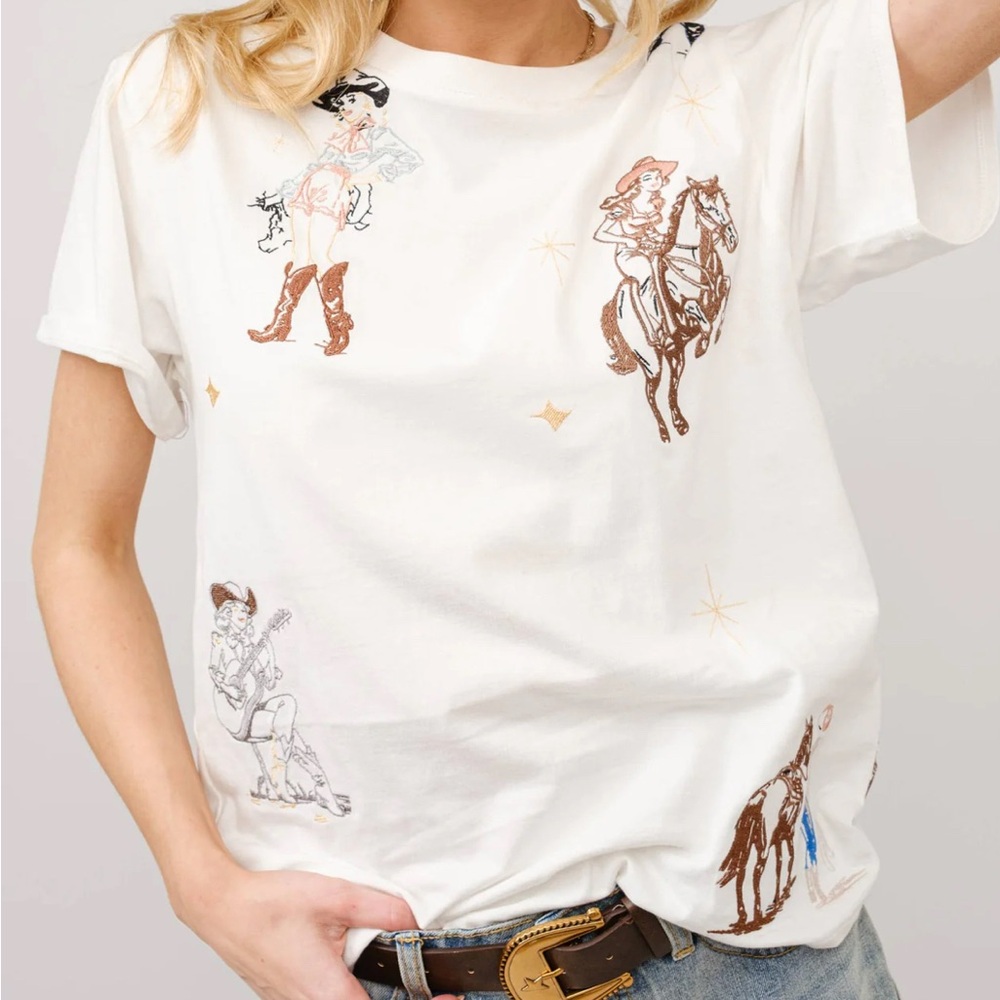 Women's White Graphic Short Sleeve Tee